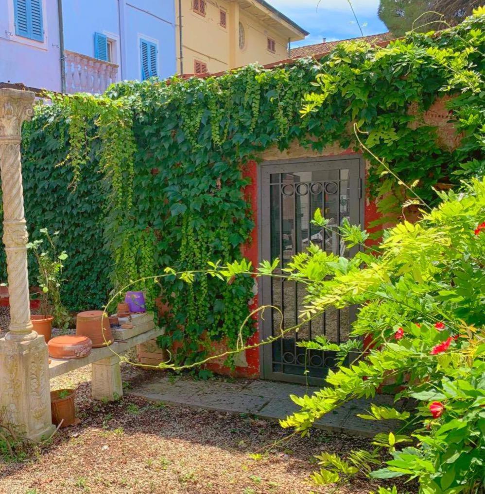 La Villa Dell'Orologio Santa Croce sullʼ Arno Eksteriør billede